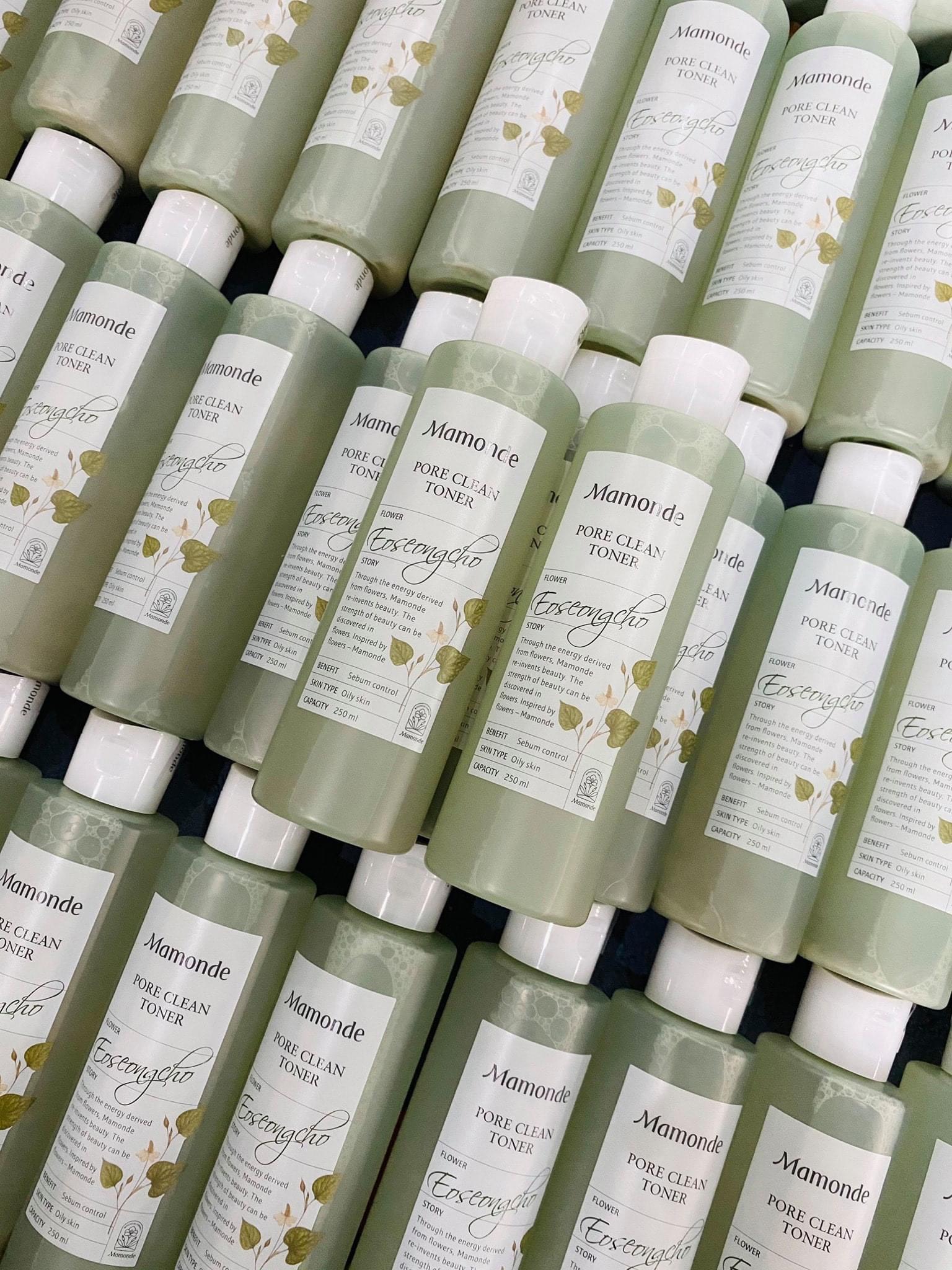 Nước cân bằng Mamonde Pore Clean Toner( toner rau diếp cá) 250ml