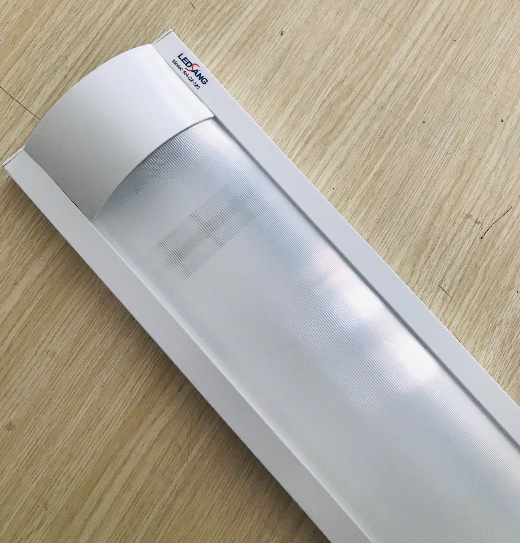 [HCM]Máng đèn LED chống bụi 1m2 (Đơn - Đôi) AH-120 - Máng đèn chống bụi 1.2m