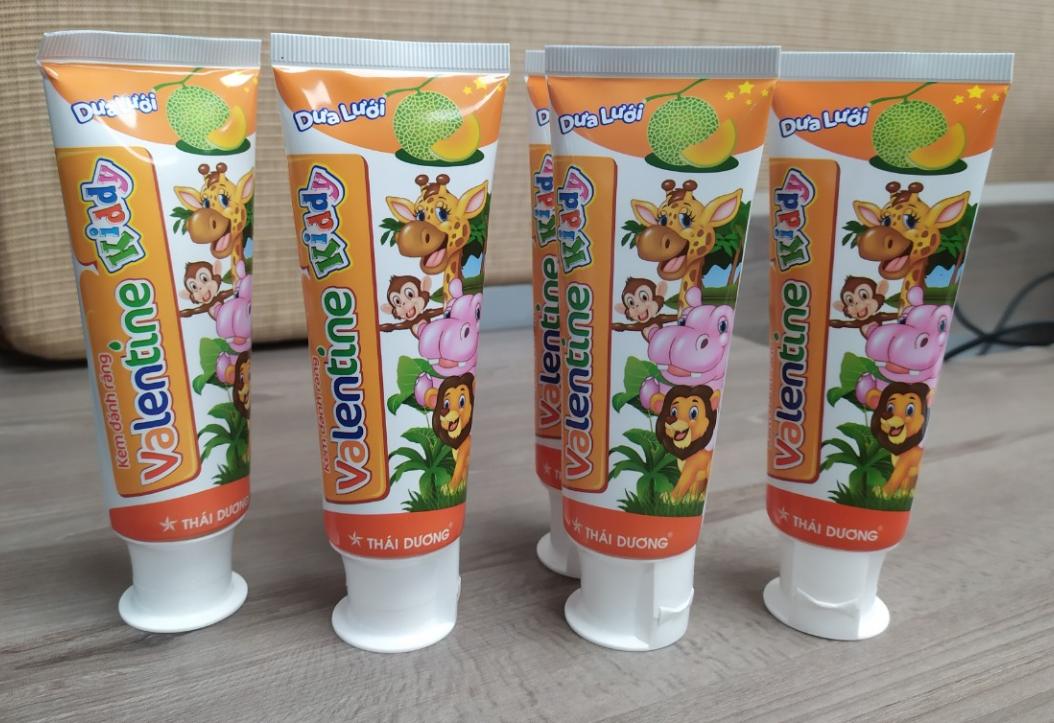 Kem đánh răng trẻ em valentine kiddy