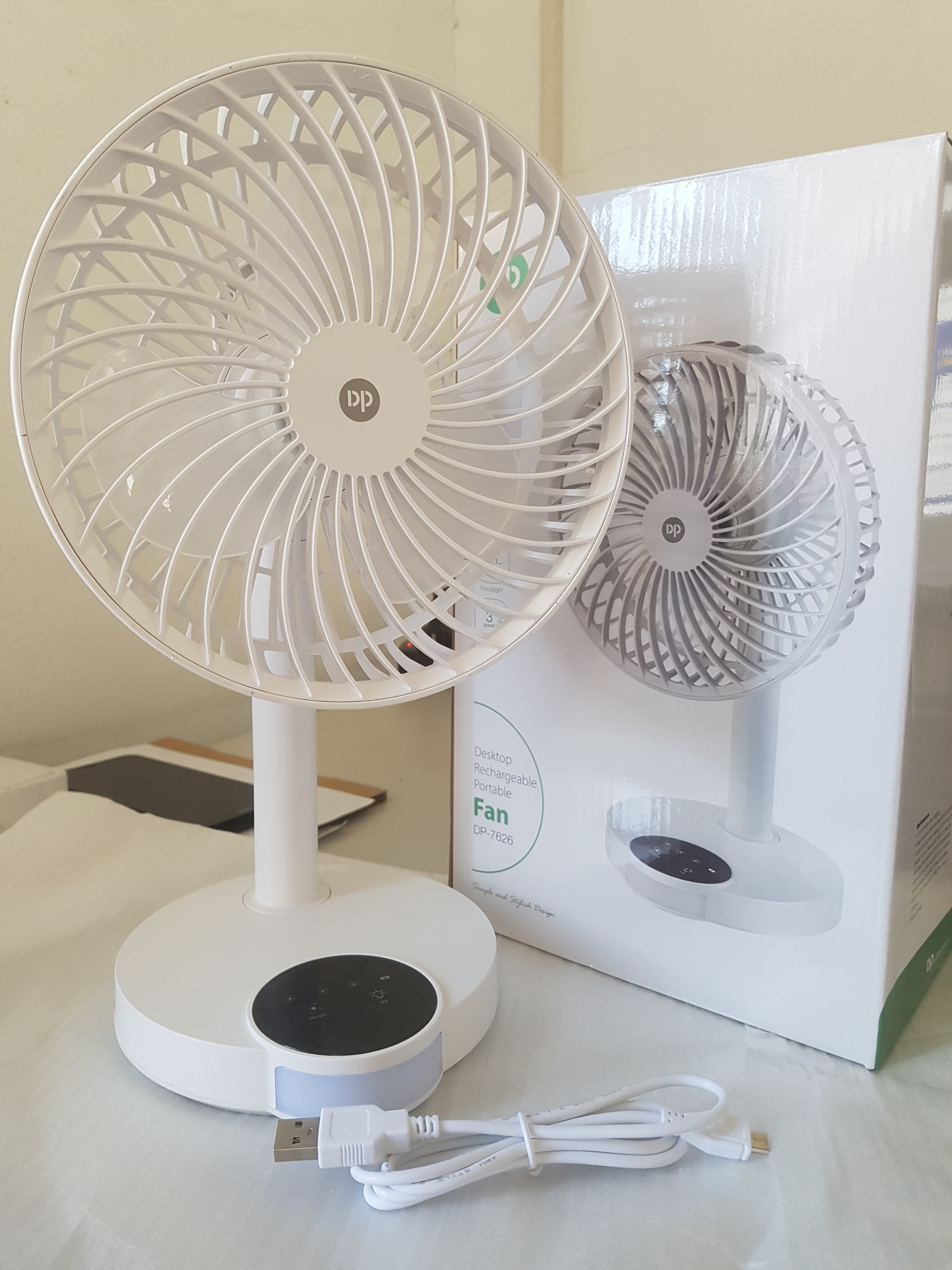 Quạt sạc để bàn DP7626, quạt, quạt sạc, quạt tích điện, quạt mini, quạt điện, quạt máy, quạt tích điện mini, quạt sạc điện, máy quạt, quạt điện cơ, quạt bàn, quạt mini để bàn,quạt hơi nước,quạt điều hòa,quat tich dien