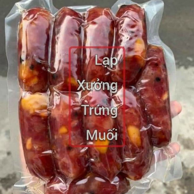 Lạp xưởng tươi trứng muối