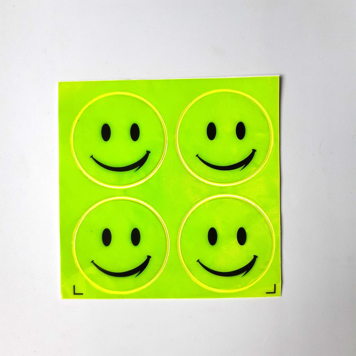 Tấm Sticker dán phản xạ 4 hình mặt mũi cười cợt đen