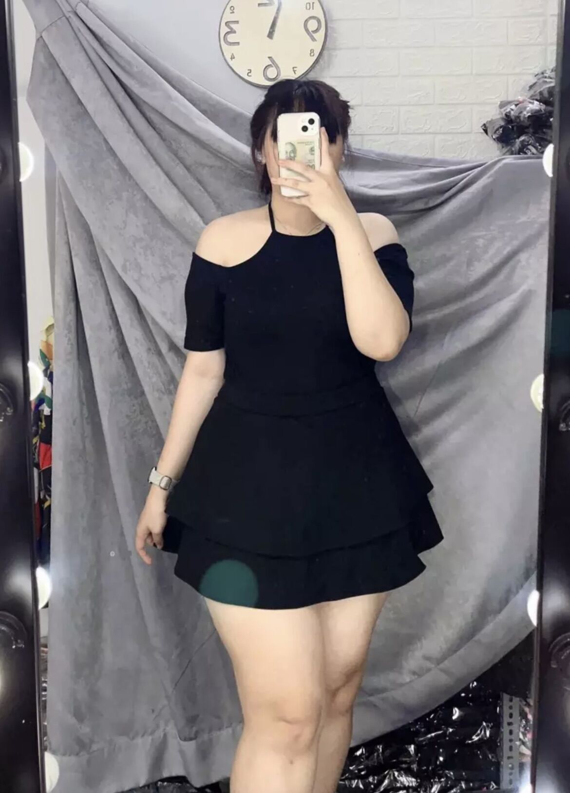 Áo kiểu dây yếm nữ bigsize (ảnh mẫu chụp tại shop).