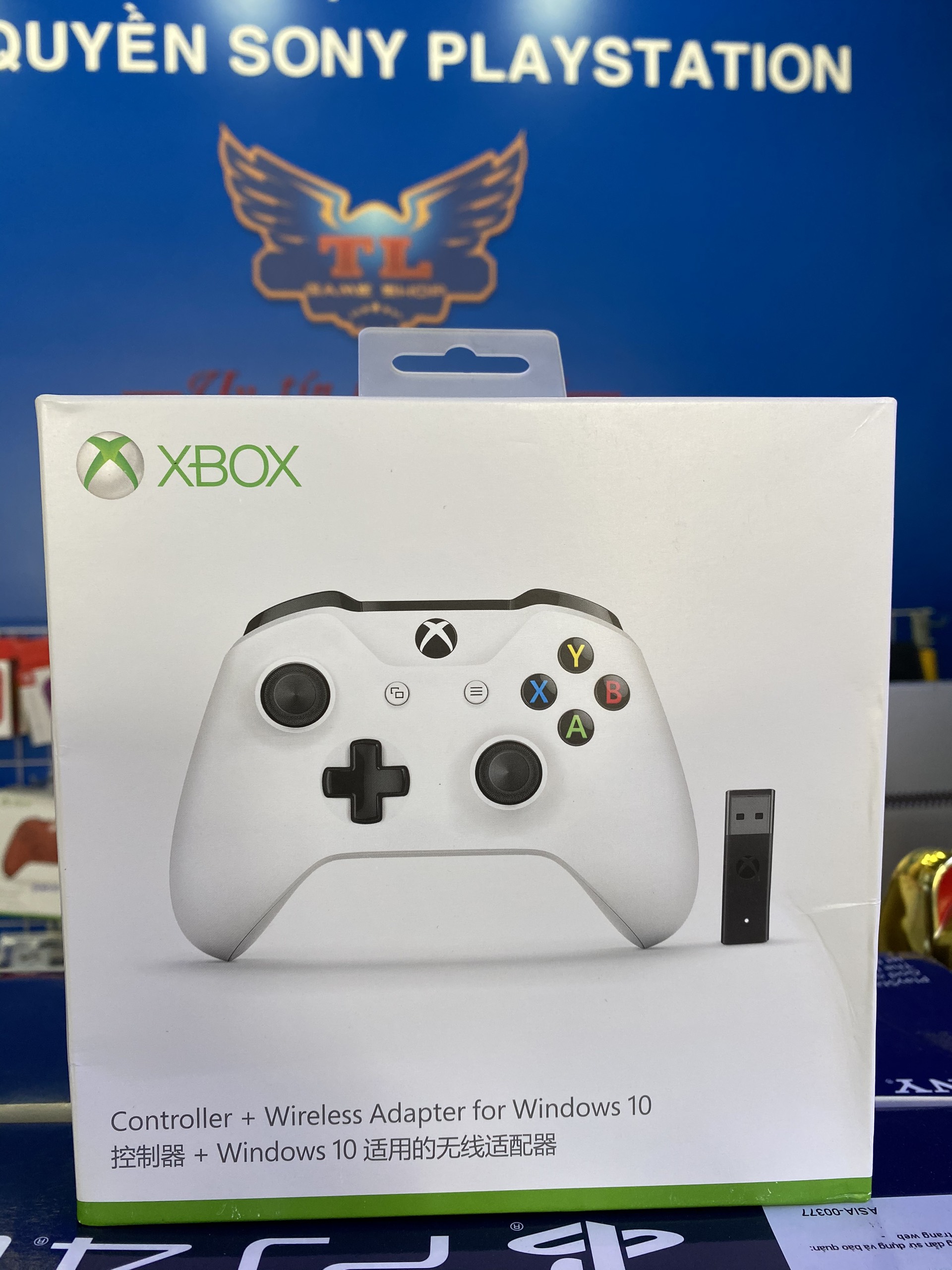 TAY CHƠI GAME XBOX ONE S KÈM USB WIRELESS ADAPTER Màu Trắng