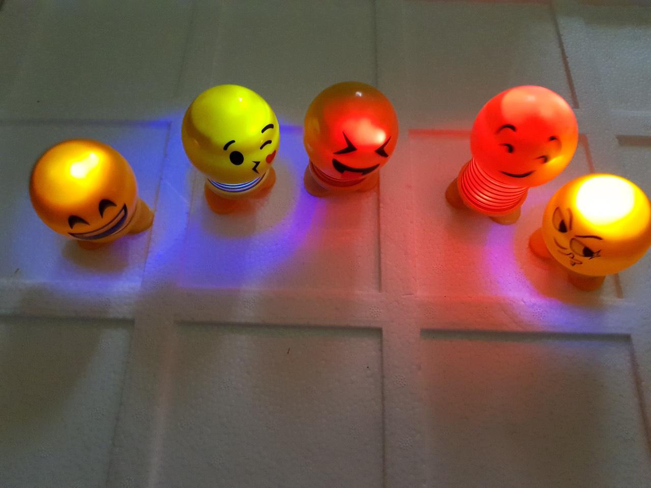 Combo 4 thú nhún emoji có đèn led - lò xo cực hot - cực kute