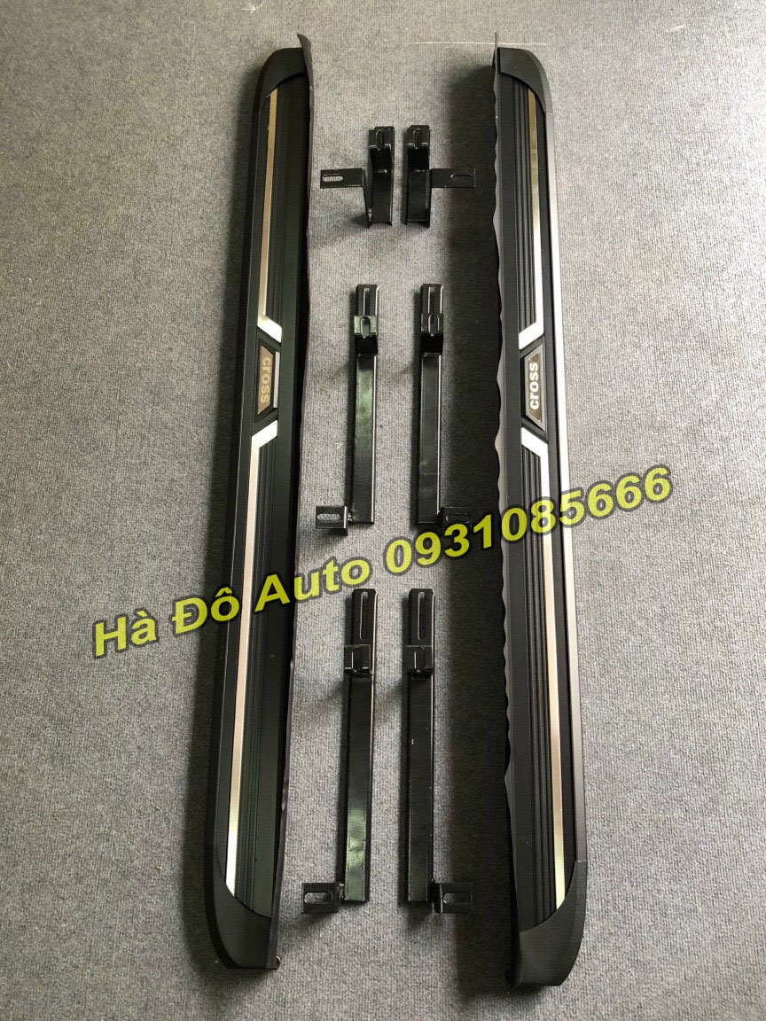 Bậc lên xuống toyota cross 2018 2019 2020 2021 2022 2023 - bệ bước chân cross 2018/2023