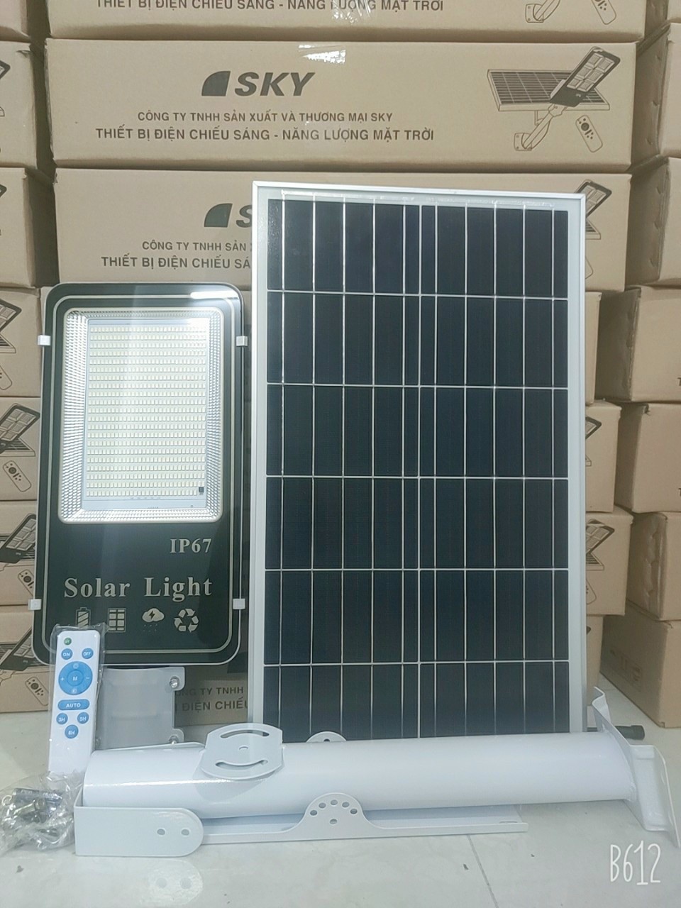 Đèn Năng Lượng Mặt Trời 400W - Đèn Năng Lượng Mặt Trời Cao áp| BẢO HÀNH 2 NĂM | Sản phẩm sử dụng 100% năng lượng mặt trời, chống nước tiêu chuẩn IP-67