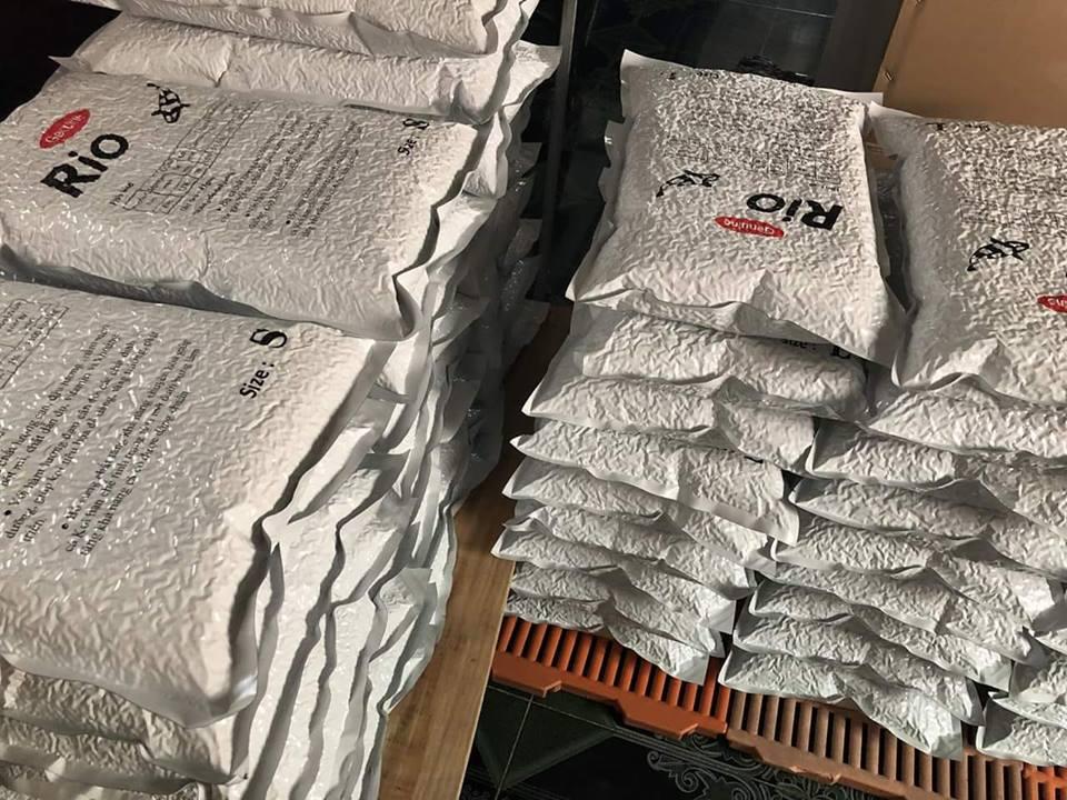 Thức ăn cá koi Rio - bao 4kg