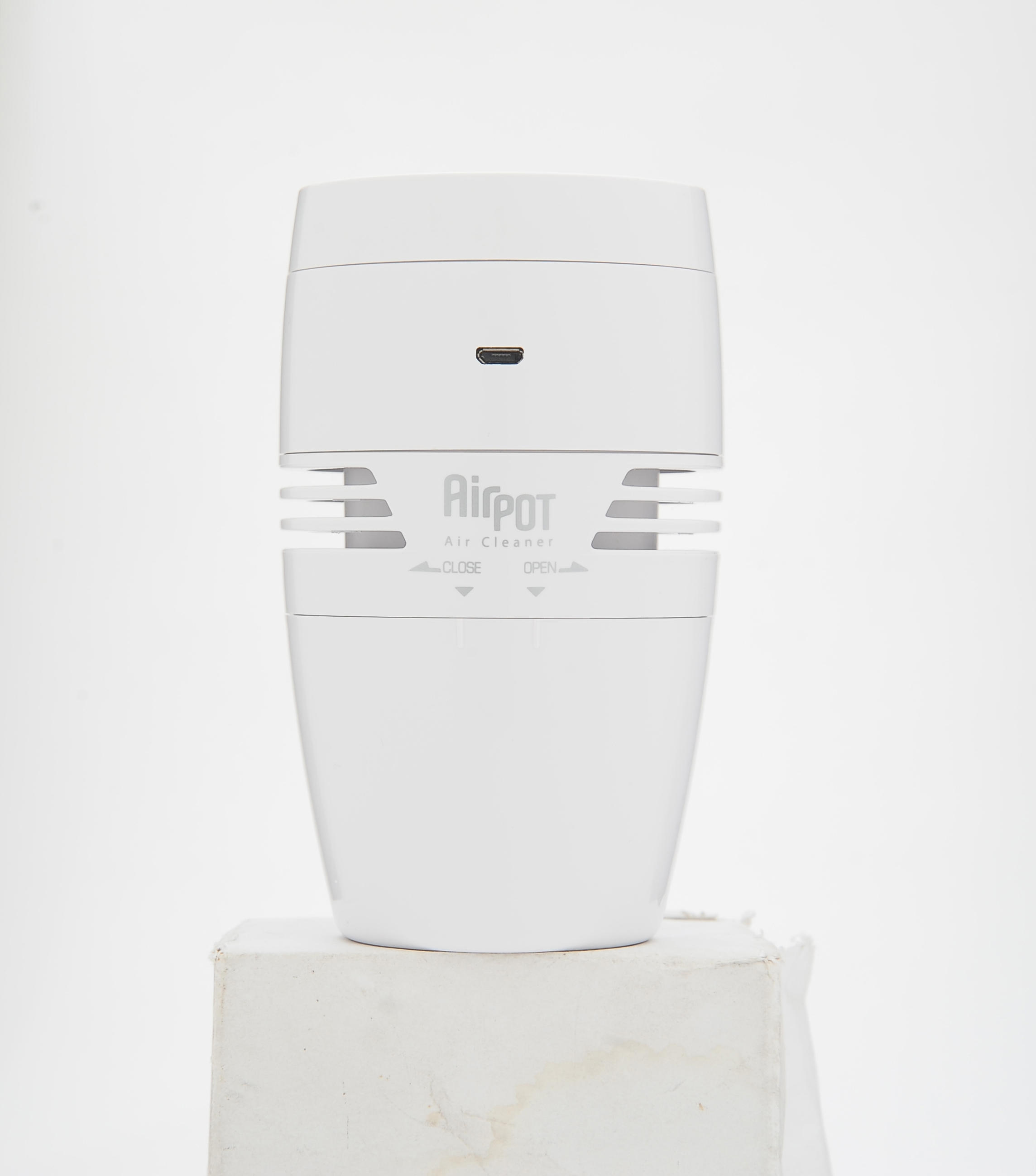 Máy Lọc không khí Airpot dùng cho ô tô  và gia đình khử mùi, khử trùng,lọc bụi mịn , tạo ẩm và tạo hương thơm, sử dụng công nghệ lọc nano xúc tác quang,không sinh ra ozone ,không sử dụng tia uv và không dùng lõi lọc