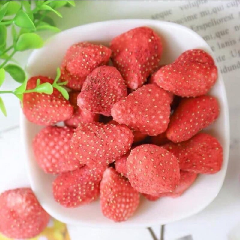 Dâu tây sấy lạnh ít đường