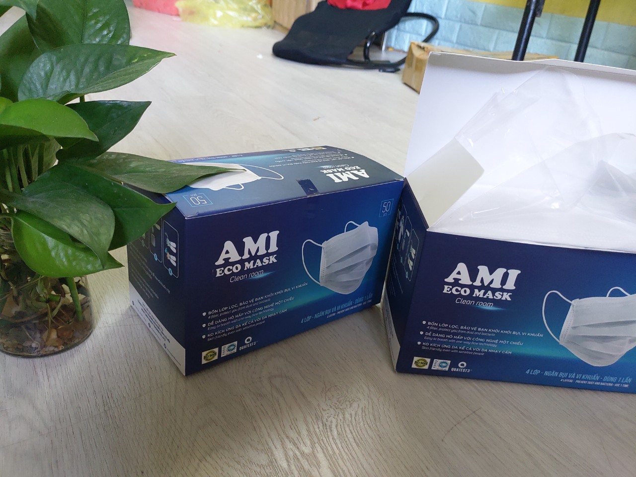 combo 2 hộp khẩu trang y tế ami 4 lớp màu xanh, kháng khuẩn hiệu quả, hộp 50 chiếc, có giấy kiểm định của bộ y tế 1
