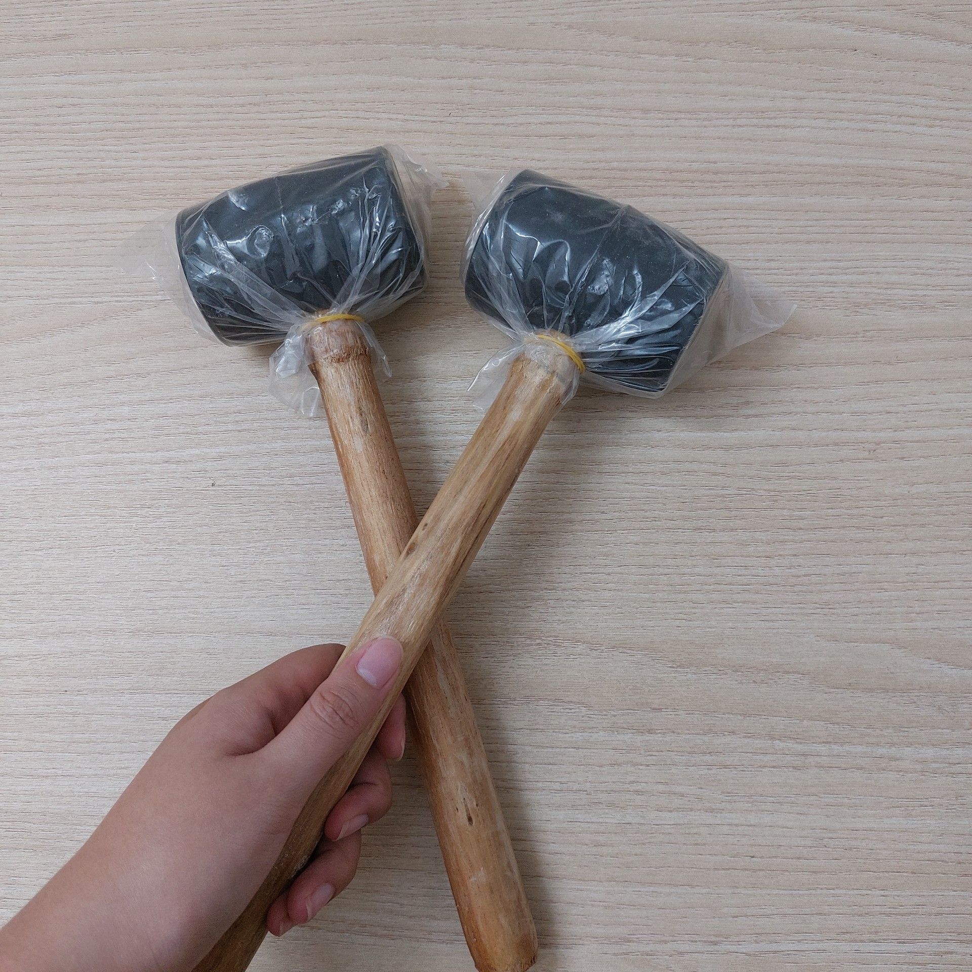 Búa cao su để thi công xốp, sàn