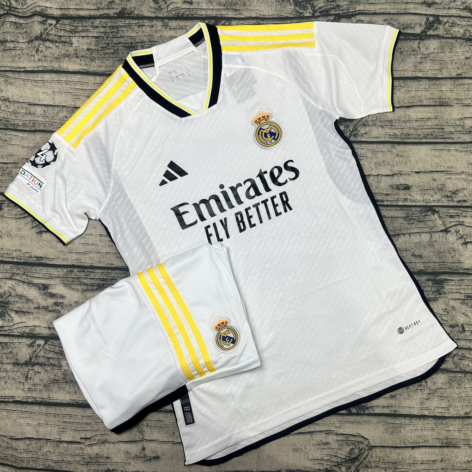 Áo bóng đá - Áo Đá Banh Câu Lạc Bộ REAL MADRID-Sân Nhà 2022 - Chất Polyeste thái cao cấp