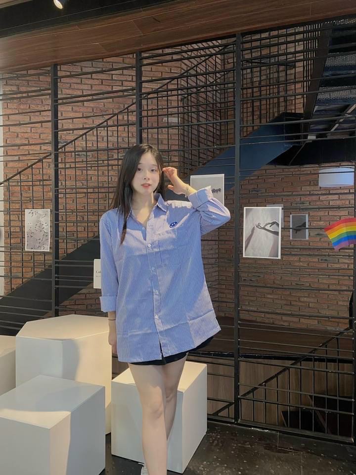 Áo somi kẻ unisex -áo somi nữ ,áo sơmi caro phom to rộng ,áo somi nam nữ đều mặc được ,kiểu dáng vintage ,ulizzang ,hàng đẹp và rẻ in mặt cười