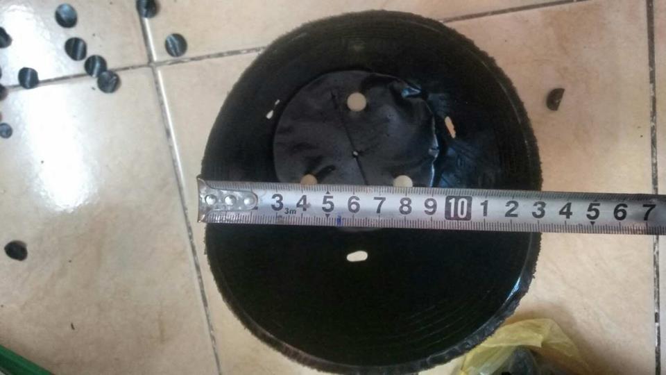 0.5kg chậu nhựa mềm ươm cây 18x16 , 0.5kg = khoảng 62 chậu 18x16