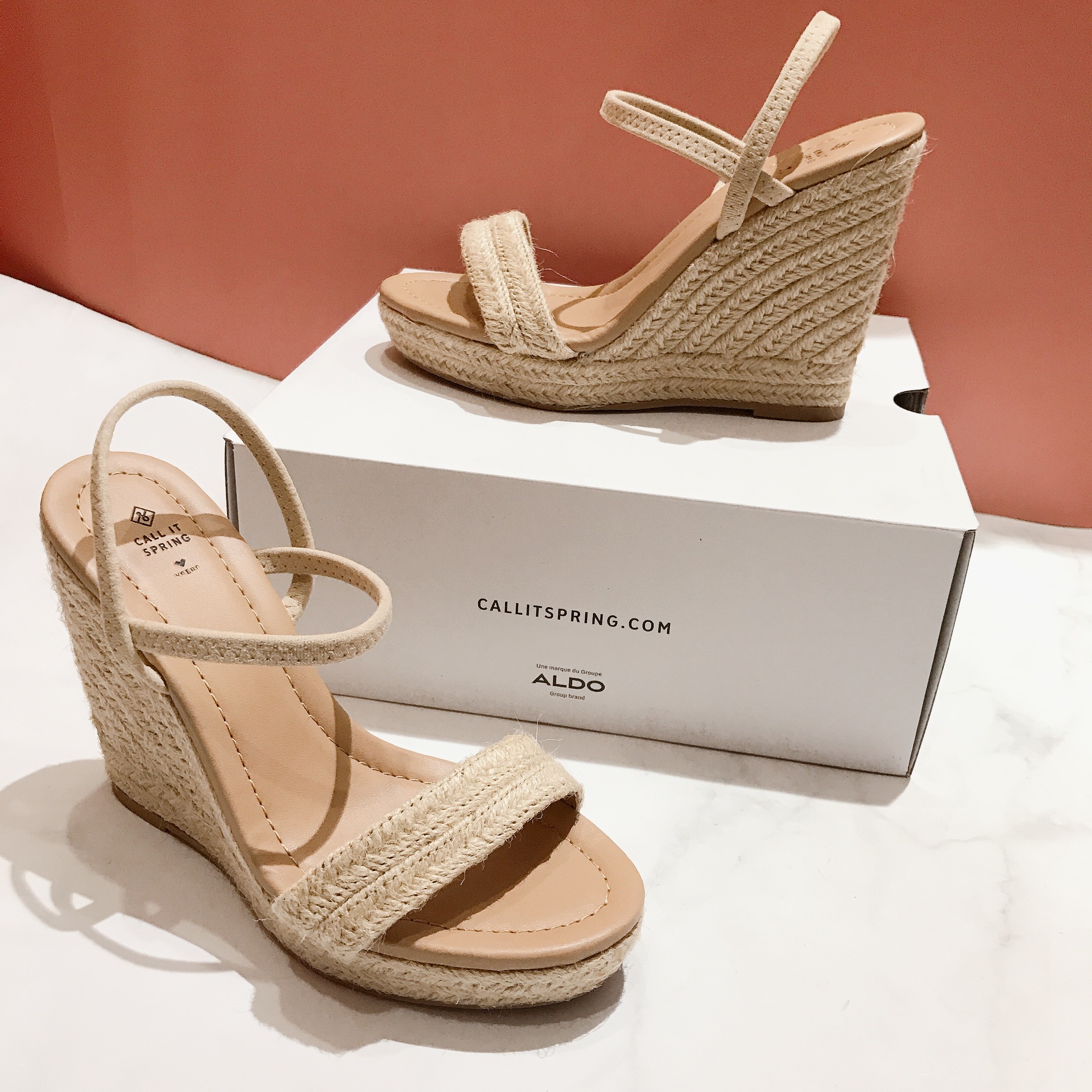Sandan xuồng cói đế đúp 12cm Call it Spring xuất dư nguyên hộp, đi biển cực xinh