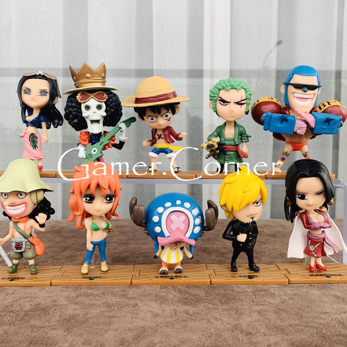 One Piece Nhân Vật - các nhân vật yêu thích của bạn đã sẵn sàng để được khám phá! Hãy lấp đầy trận đấu với những hình ảnh đầy sức mạnh!