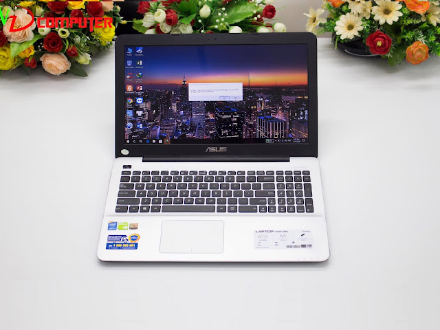 Laptop asus f555 i5 5200u-4gb-500hdd-15,6-gt920m