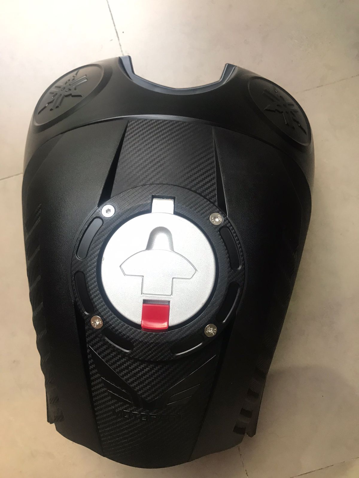 Thùng đựng đồ/ Chứa đồ kiểu Motô cho xe Exciter 150 .