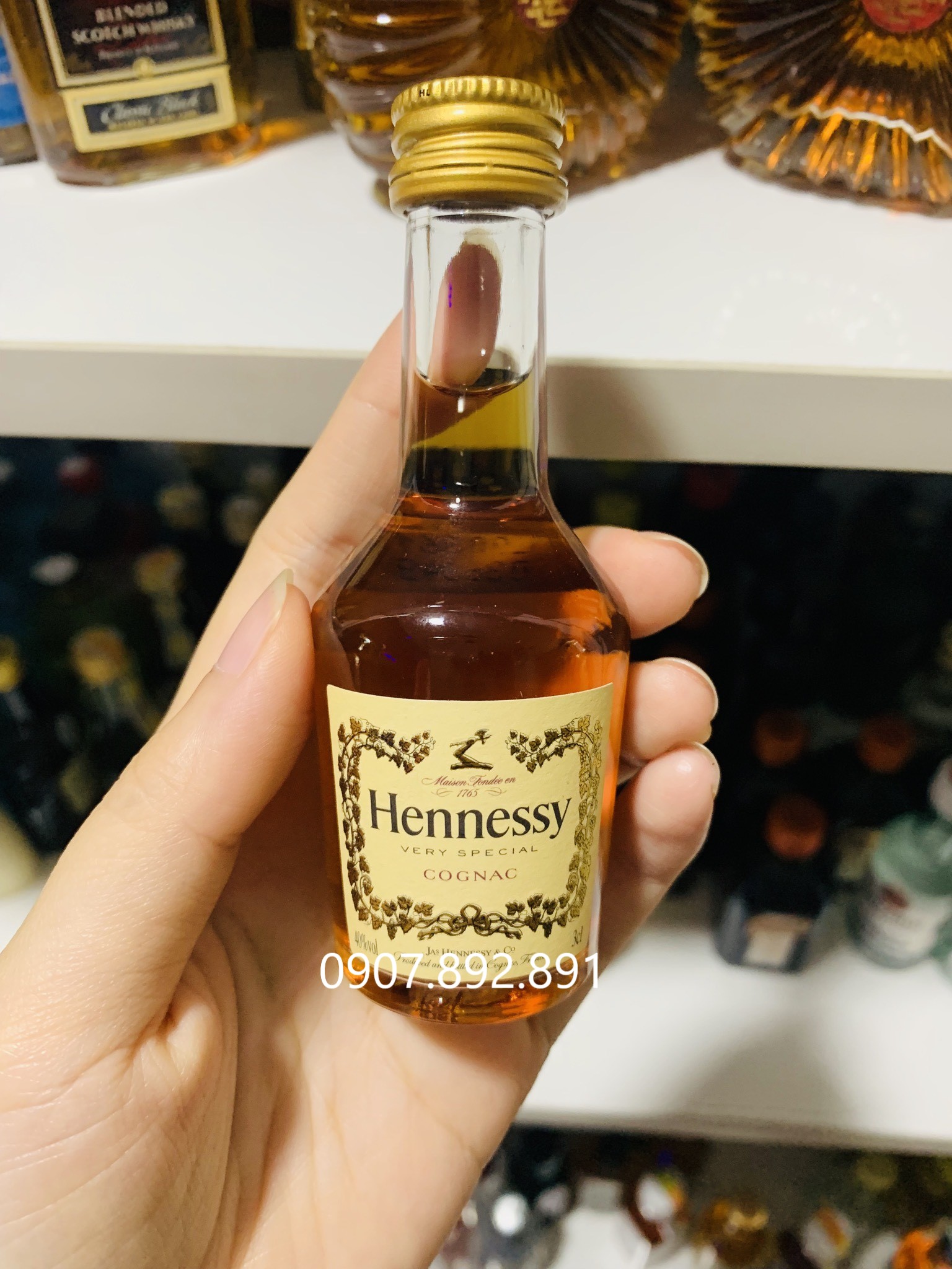 HEN NESSY MINI 30ML - 50ML