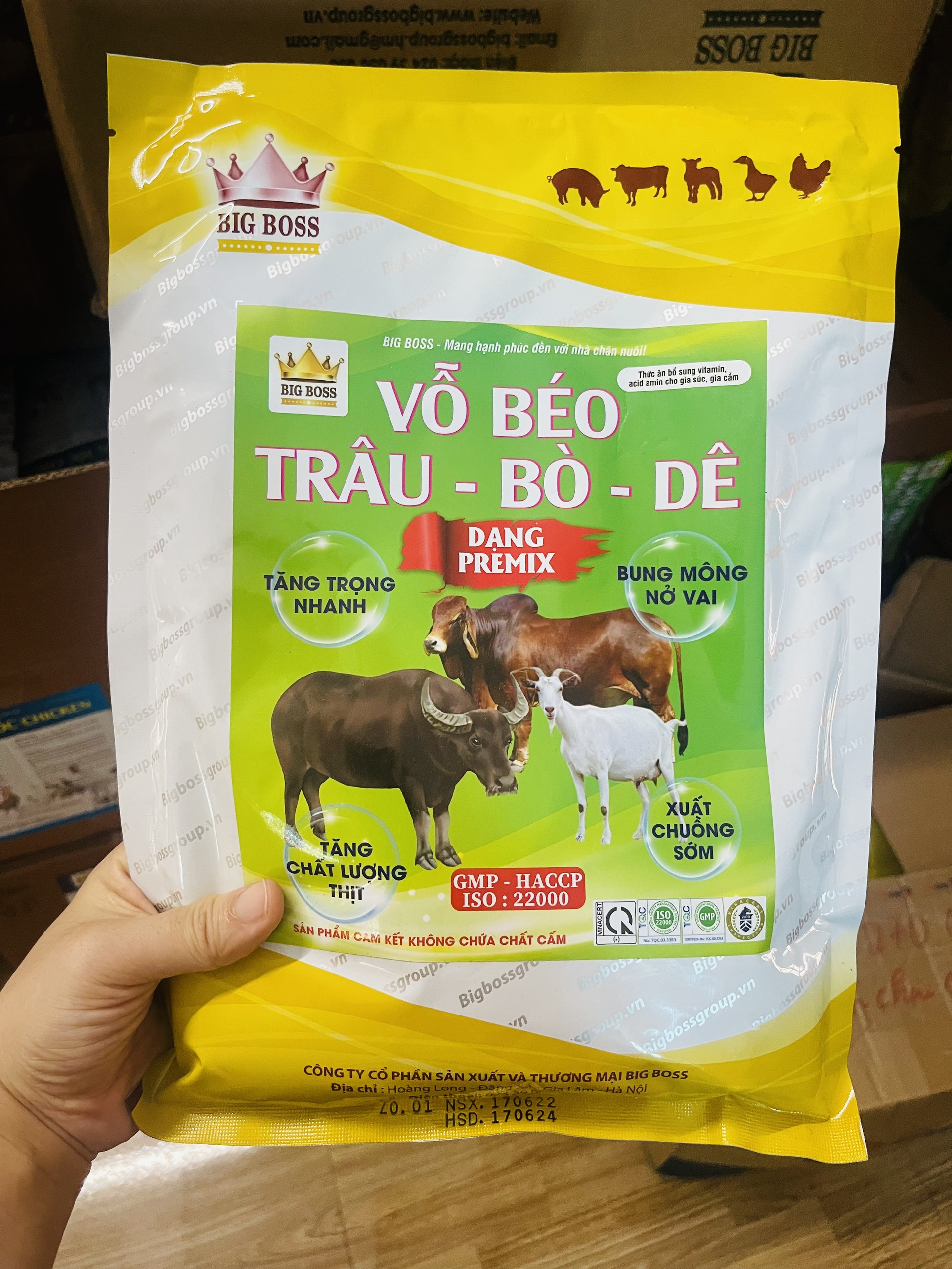Vỗ béo dùng cho trâu bò dê, trộn cùng cám cho ăn