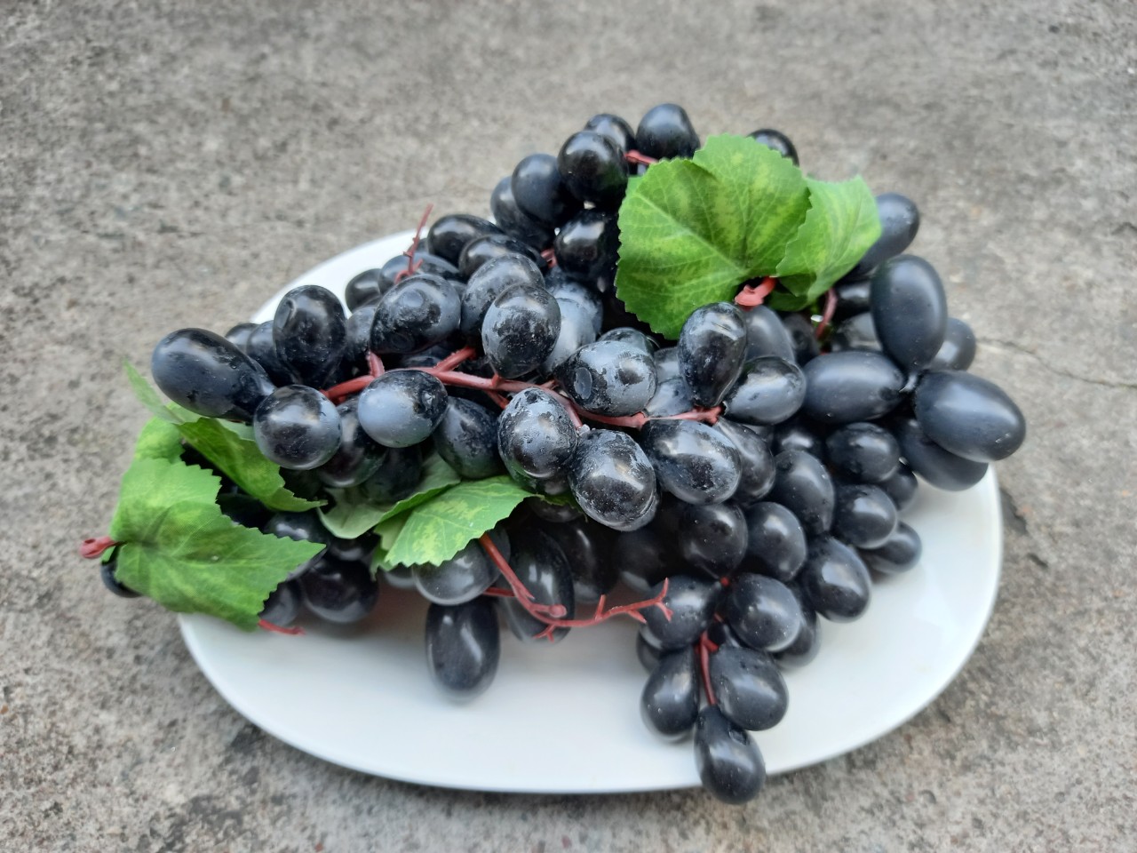 [HCM]1 Chùm nho giả size 17cm - Trái cây giả - Hương Flower