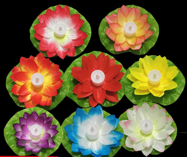Hoa Sen Hoa Đăng thả nước nhị hoa đèn Led đổi màu chất liệu hoa vải kích thước 18cm Trang trí nhà cửa, bàn thờ, cúng rằm ngày lễ cầu nguyện may mắn bình an