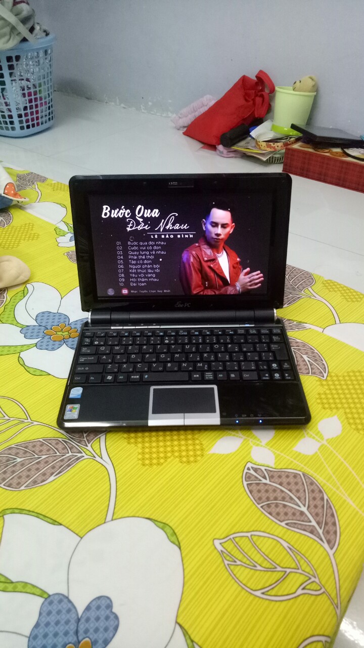 Laptop asus mini, ram 2g hdd ,120g