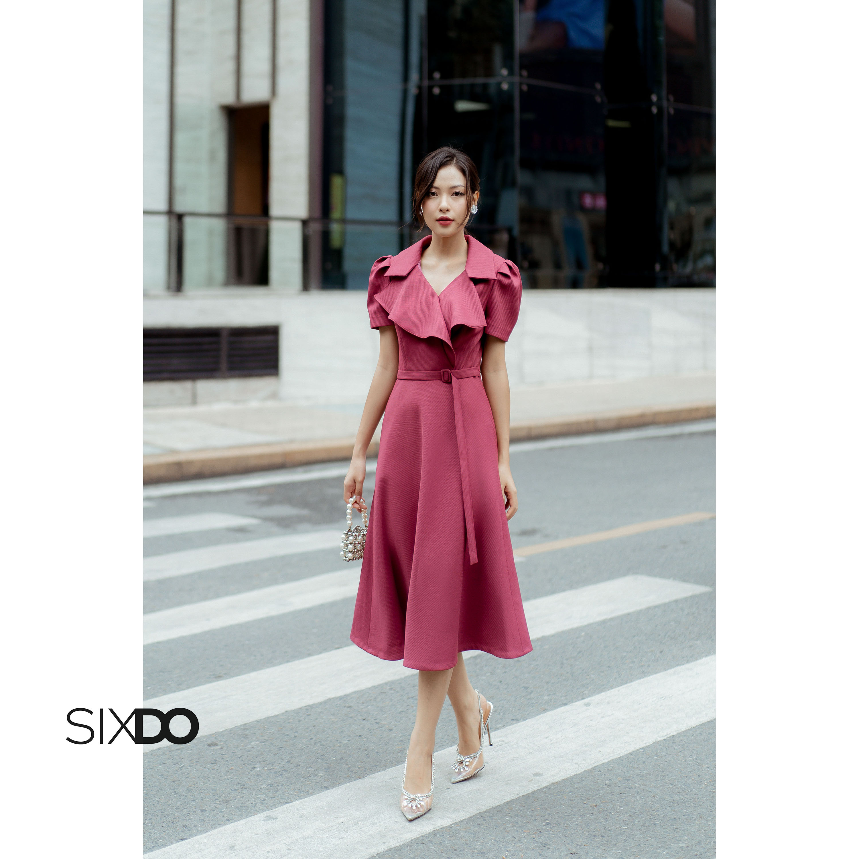  Đầm thô dáng xòe phối đai SIXDO  Midi Raw Dress  