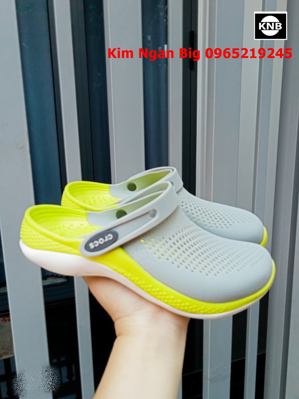 Dép Crocs Unisex, Dép Sục Cross Literide Clog 360 Nam Nữ Đi Mưa Cao Cấp,hàng cực chất xịn xò- màu ghi lót vàng