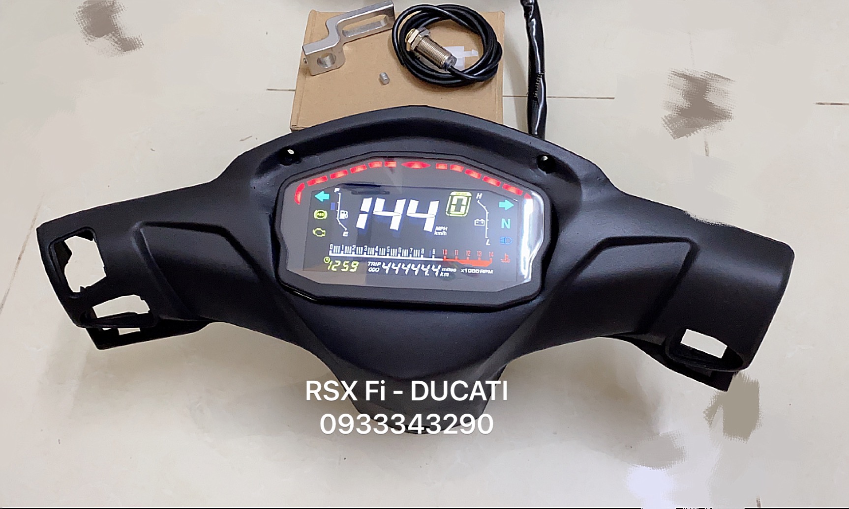 Trọn bộ bợ cổ rsx chế đồng hồ ducati