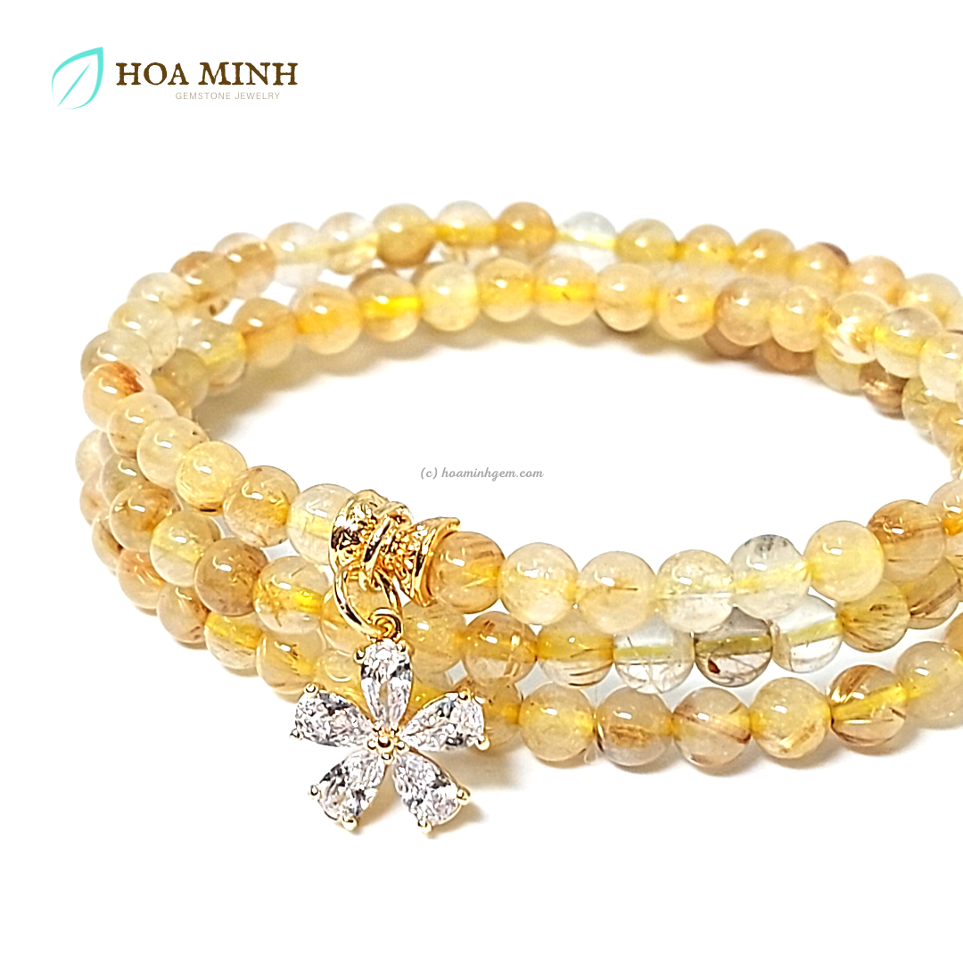 Vòng tay Thạch Anh Tóc Vàng thiên nhiên 5 li quấn 3 phối charm hoa mai đính đá Sang Trọng Tài Phú | Hoa Minh Gem