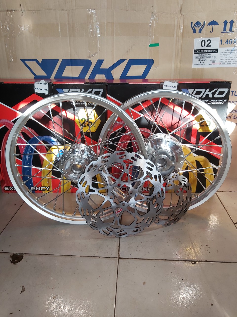 [HCM]BỘ BÁNH CĂM GẮN VỪA RAIDER SATRIA KÈM 2 ĐĨA NIỀNG YOKO THÁI LAN