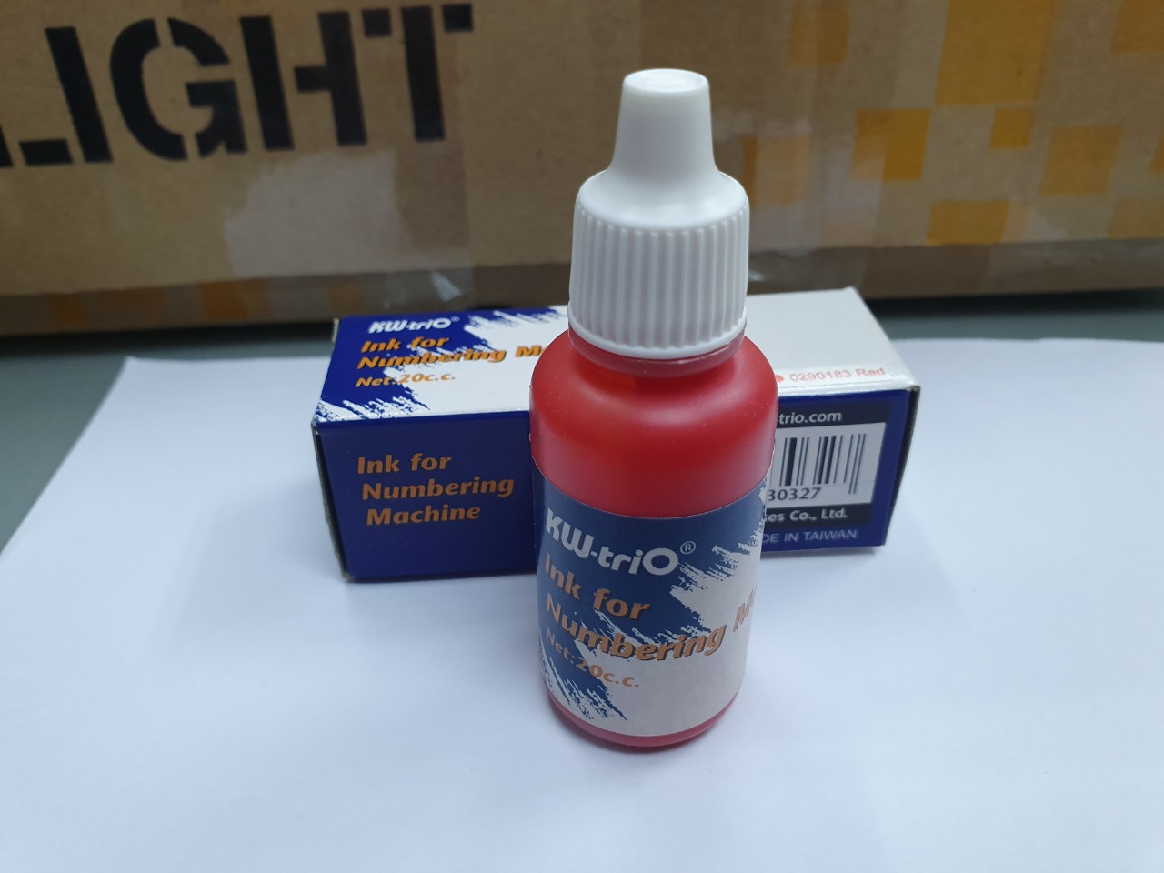 Mực đóng cho dấu kim loại , dấu số nhảy Metal Stamp Ink KW trio màu đỏ