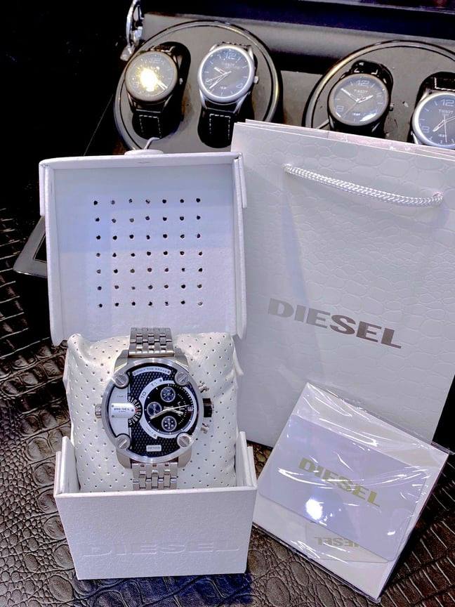 Order Đồng Hồ Nam Diesel Crusher Alarm Quartz Digital Black Dial Men's  Watch DZ1894 Màu Đen - Diesel - Đặt mua hàng Mỹ, Jomashop online