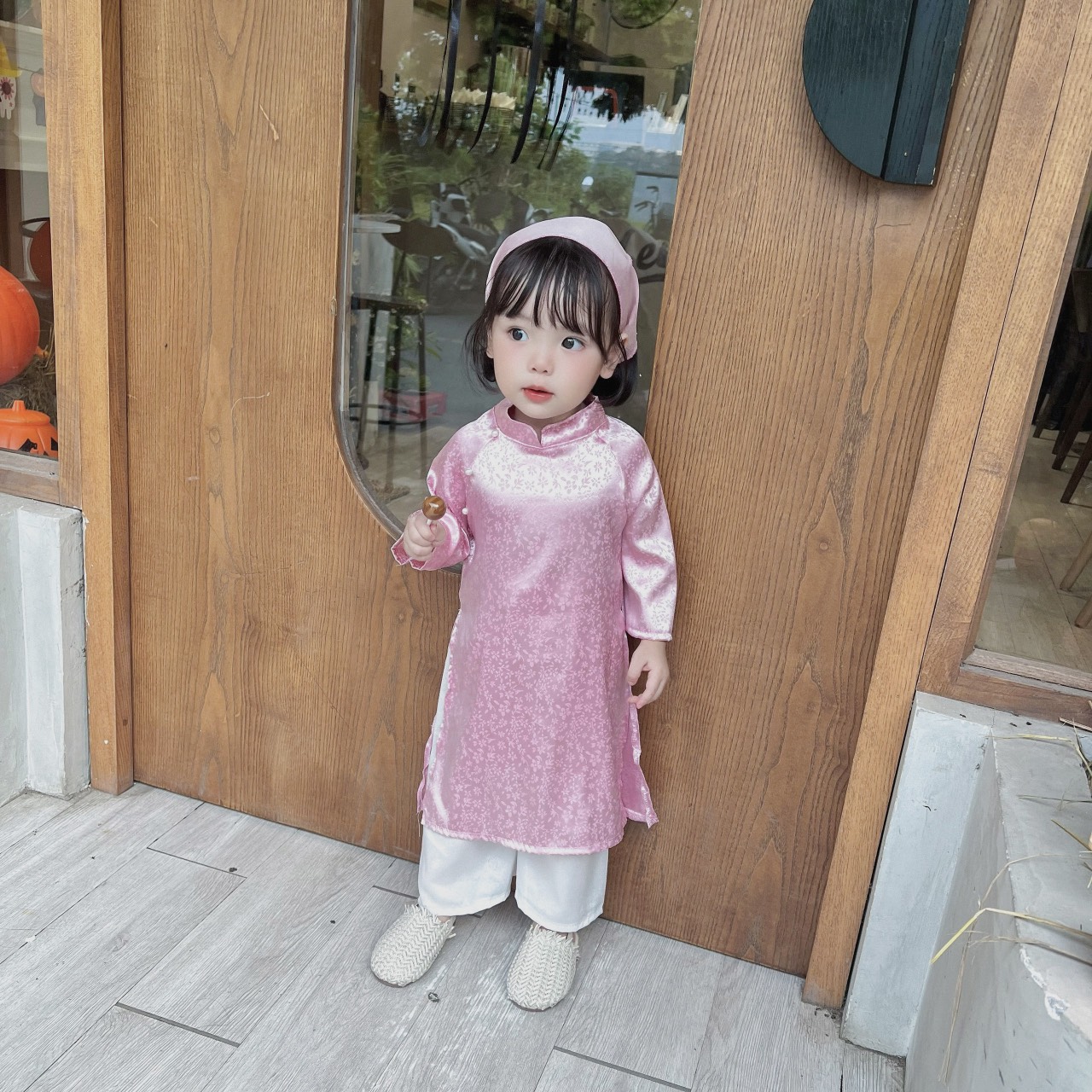 Áo dài bé gái MiuMiu kèm khăn quấn đầu chất gấm thượng hải cao cấp SG008