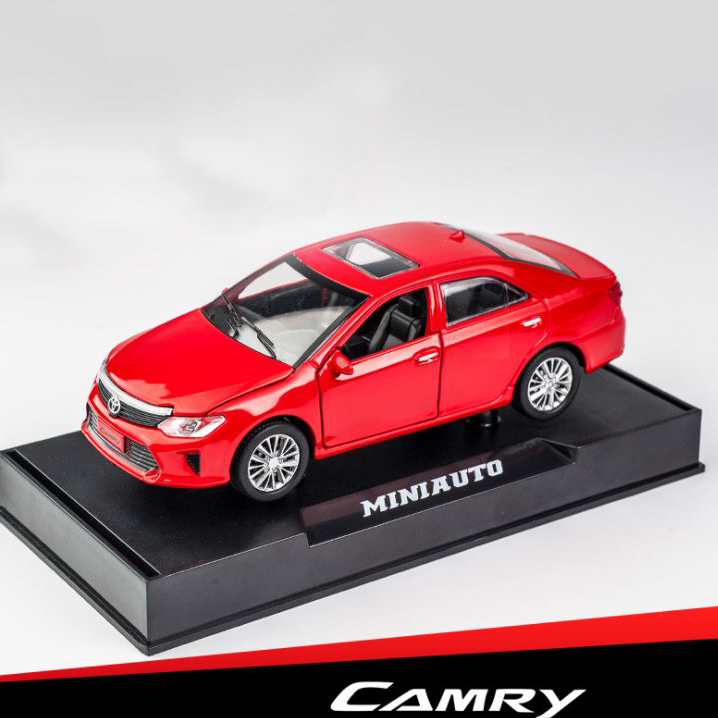 Xe mô hình kim loại Toyota Camry tỷ lệ 1:32