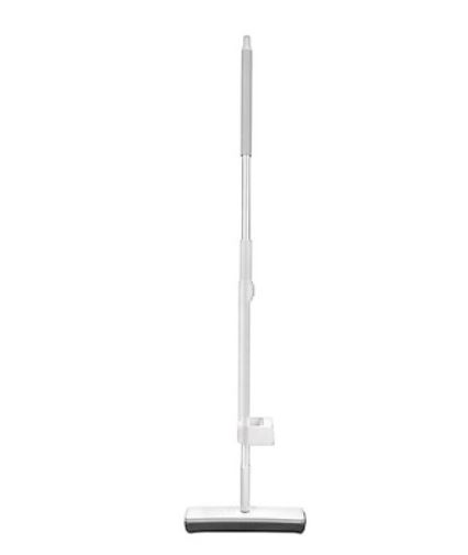 Cây Lau Nhà PVA Lock&Lock ETM481 PP Màu Trắng/ Thiết kế mỏng nhẹ có thể dựng đứng cây lau và bảo quản ở những không gian chật hẹp.