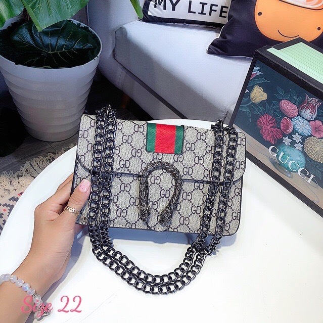 [HCM]Túi xách đeo chéo nữ Đầu Rồng sọc mẫu hot 2020