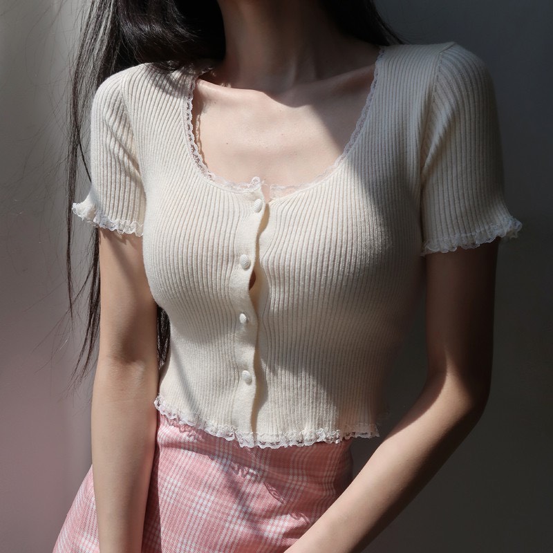 Áo croptop viền ren tay ngắn a5173