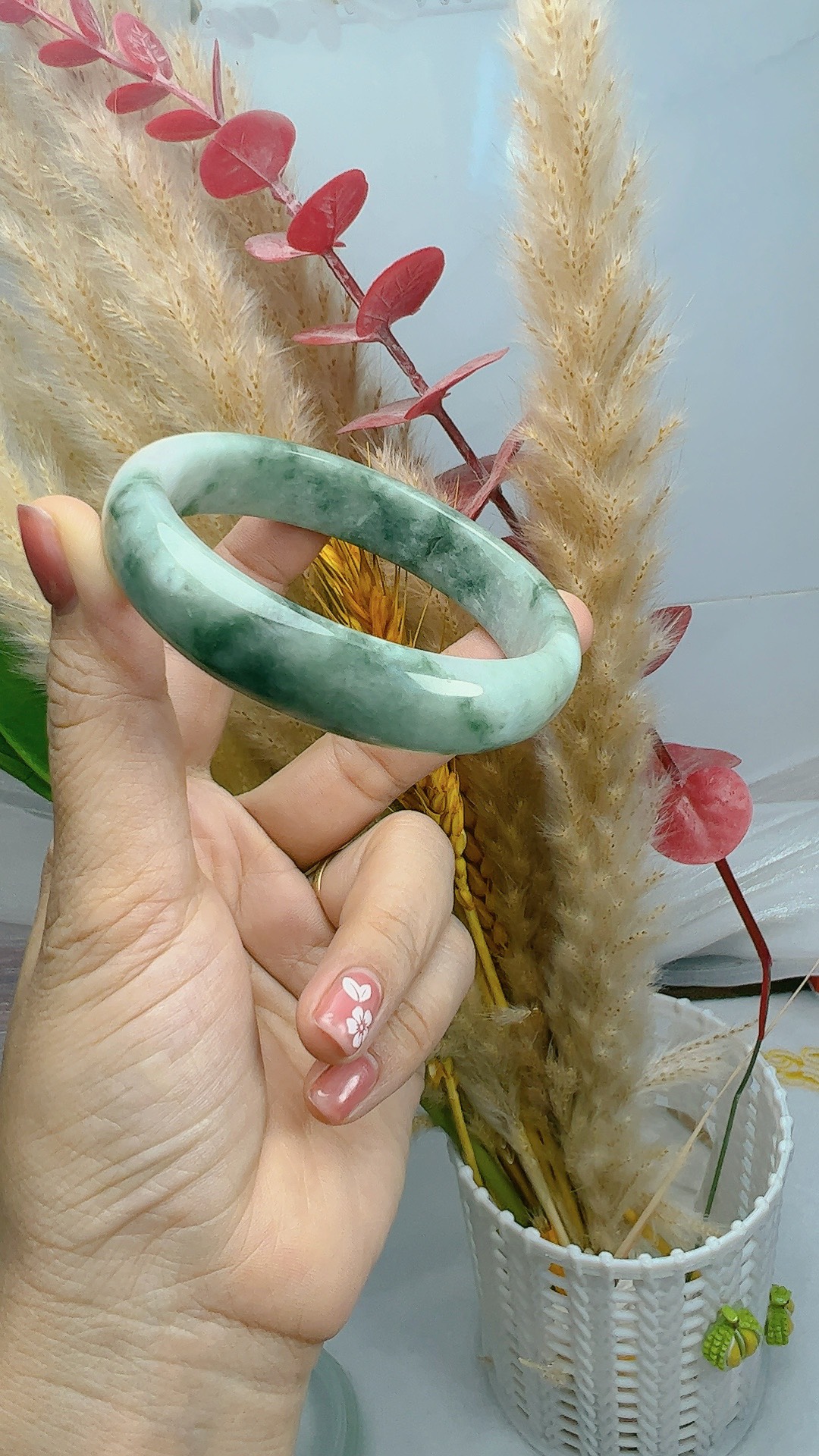 [HCM]VÒNG TAY ĐÁ NGỌC BÍCH BẢN HẸ NGUYÊN KHỐI TỰ NHIÊN - ĐỦ SIZE TỪ 50 - 60  - Có Giấy kiểm định theo yêu cầu của KH