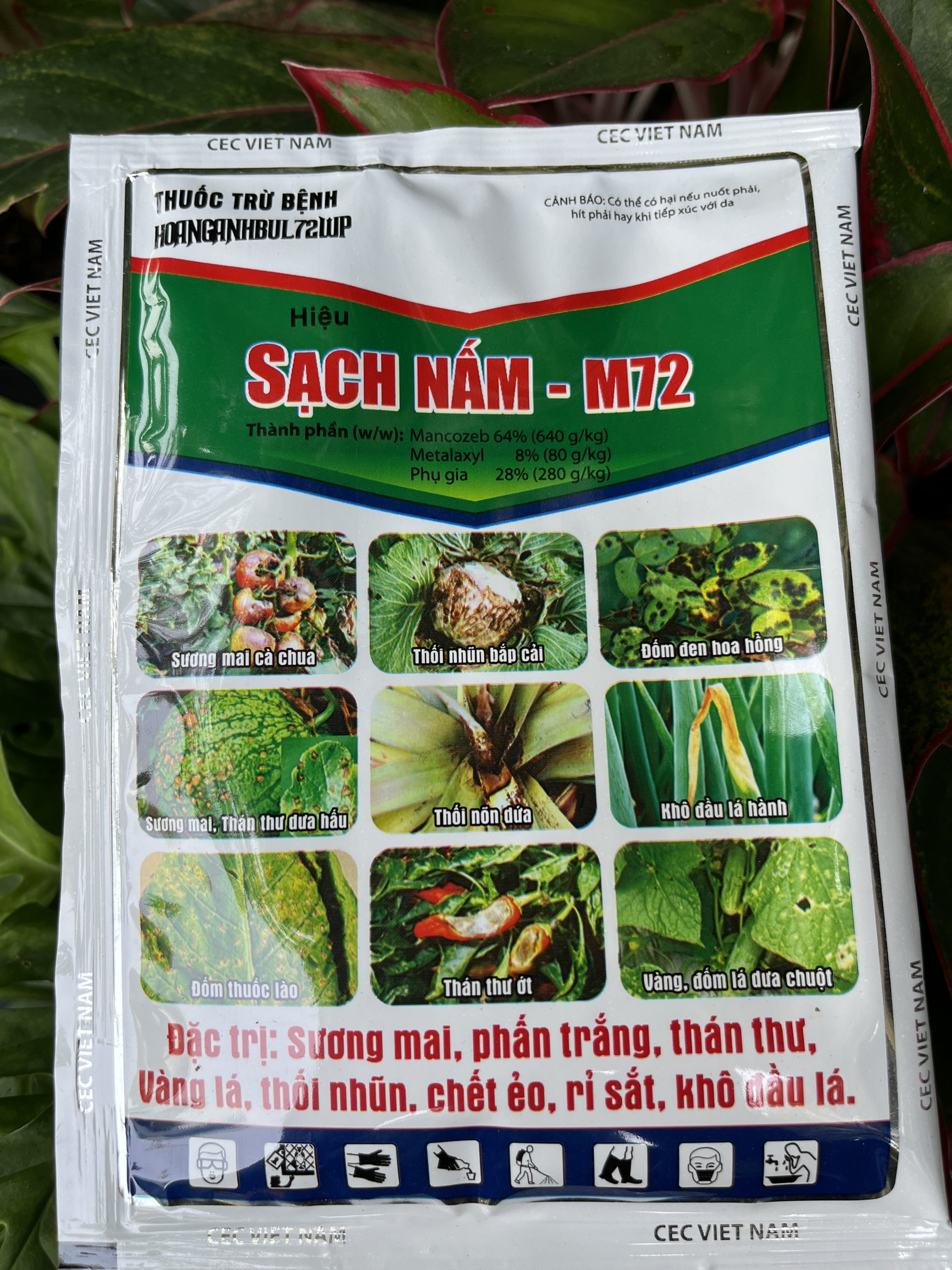 Chế phẩm Sạch Nấm M72, chuyên trừ vàng lá, thối nhũn, khô đầu lá, đốm lá hoa màu cây kiểng gói 30gr
