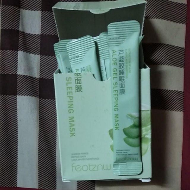 Mặt nạ ngủ chiết xuất nha đam nguyên chất tự nhiên dưỡng ẩm hồi phục da  Nha đam hữu cơ tự nhiên nguyên chất, được thu hoạch và ép lạnh để giữ lại các chất dinh dưỡng và vitamin thiết yếu, thấm nhanh chóng