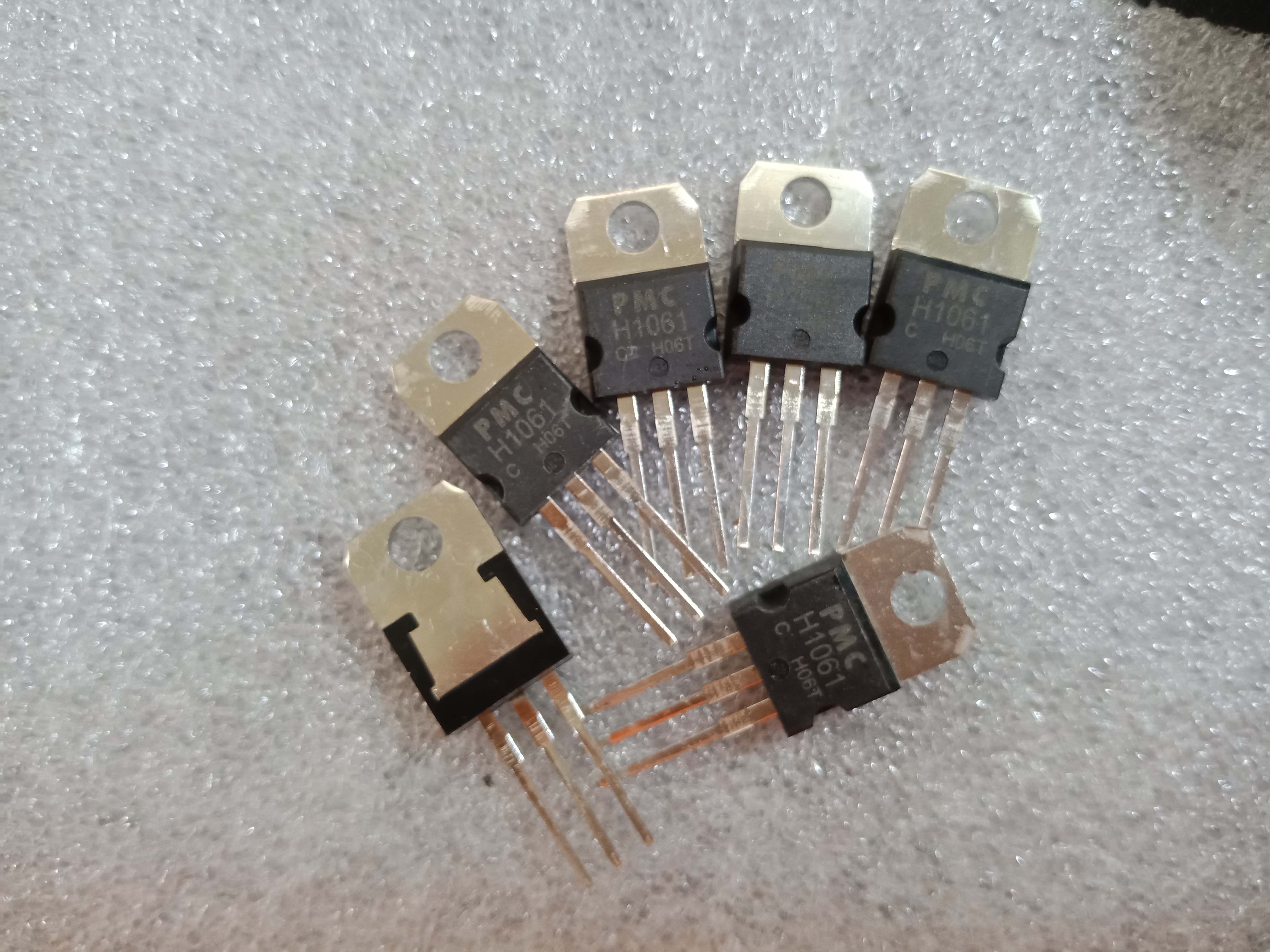 Bộ 6 con H1061 Loại tốt và loại thường