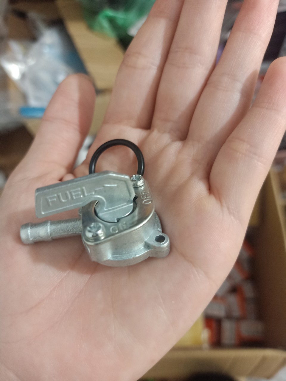 Khóa xăng xe máy Honda Dream