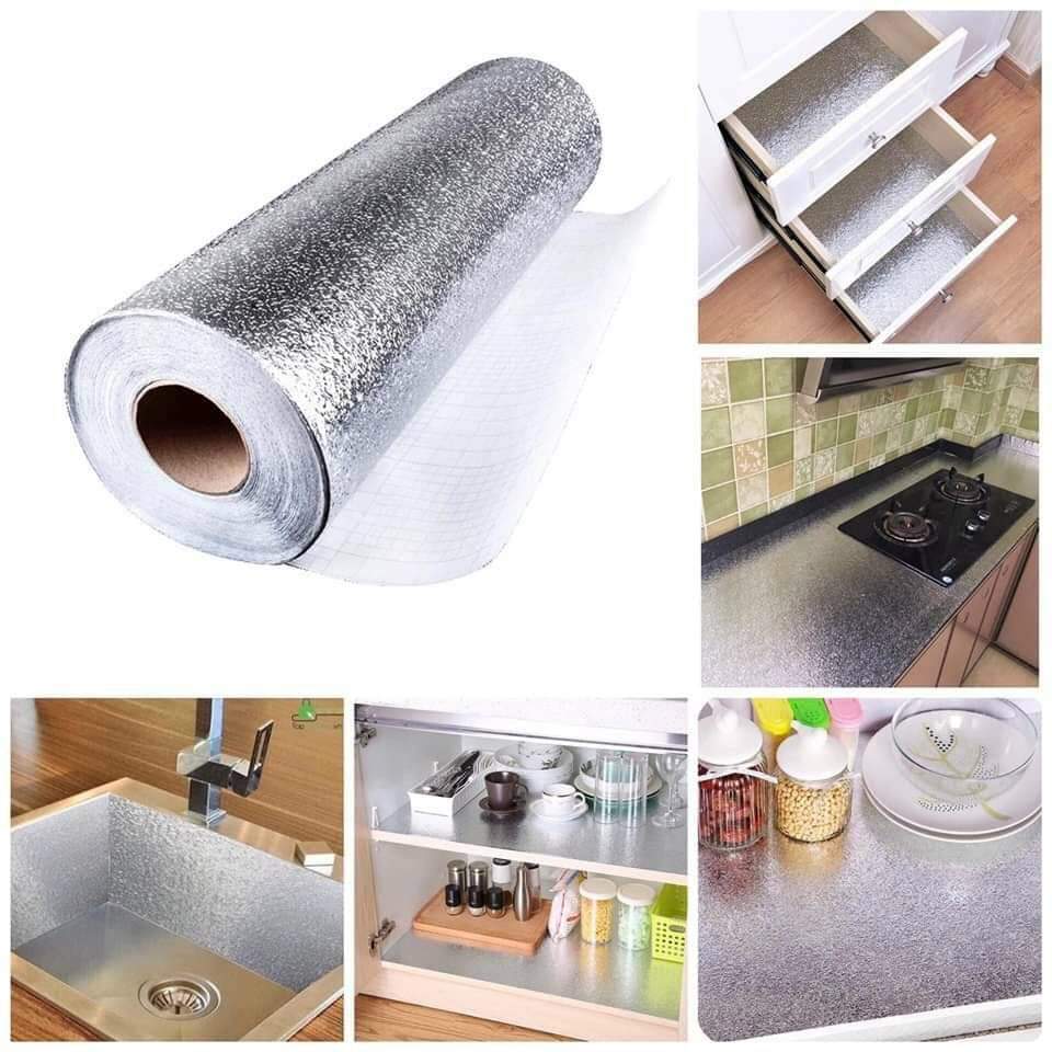 Giấy bạc dán bếp cách nhiệt, dễ dàng lau chùi, cuộn 0.6x3m tại mẹ kem 888