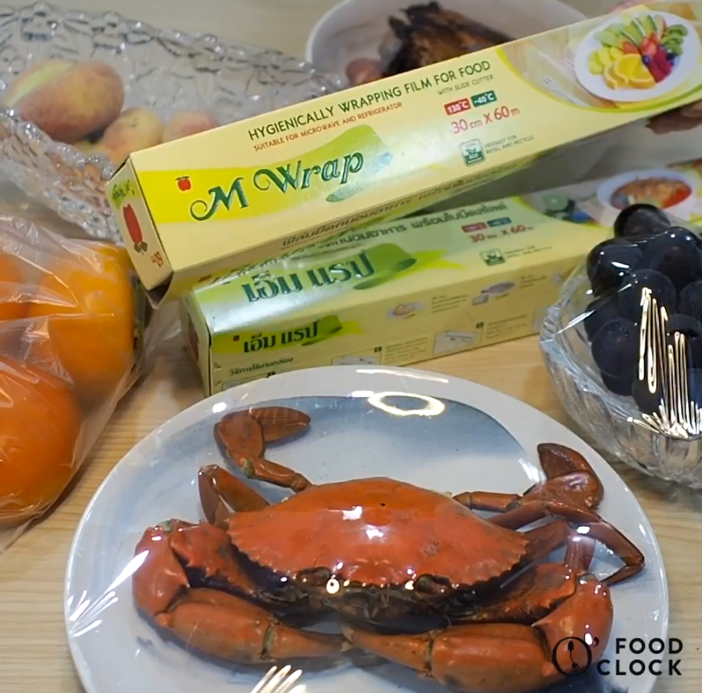 ( Combo tiết kiệm 159K ) Màng bọc thực phẩm M Wrap (30cm x 100m) có dao nhựa cắt trượt, tiện lợi dễ sử dụng, nhập khẩu Thái Lan