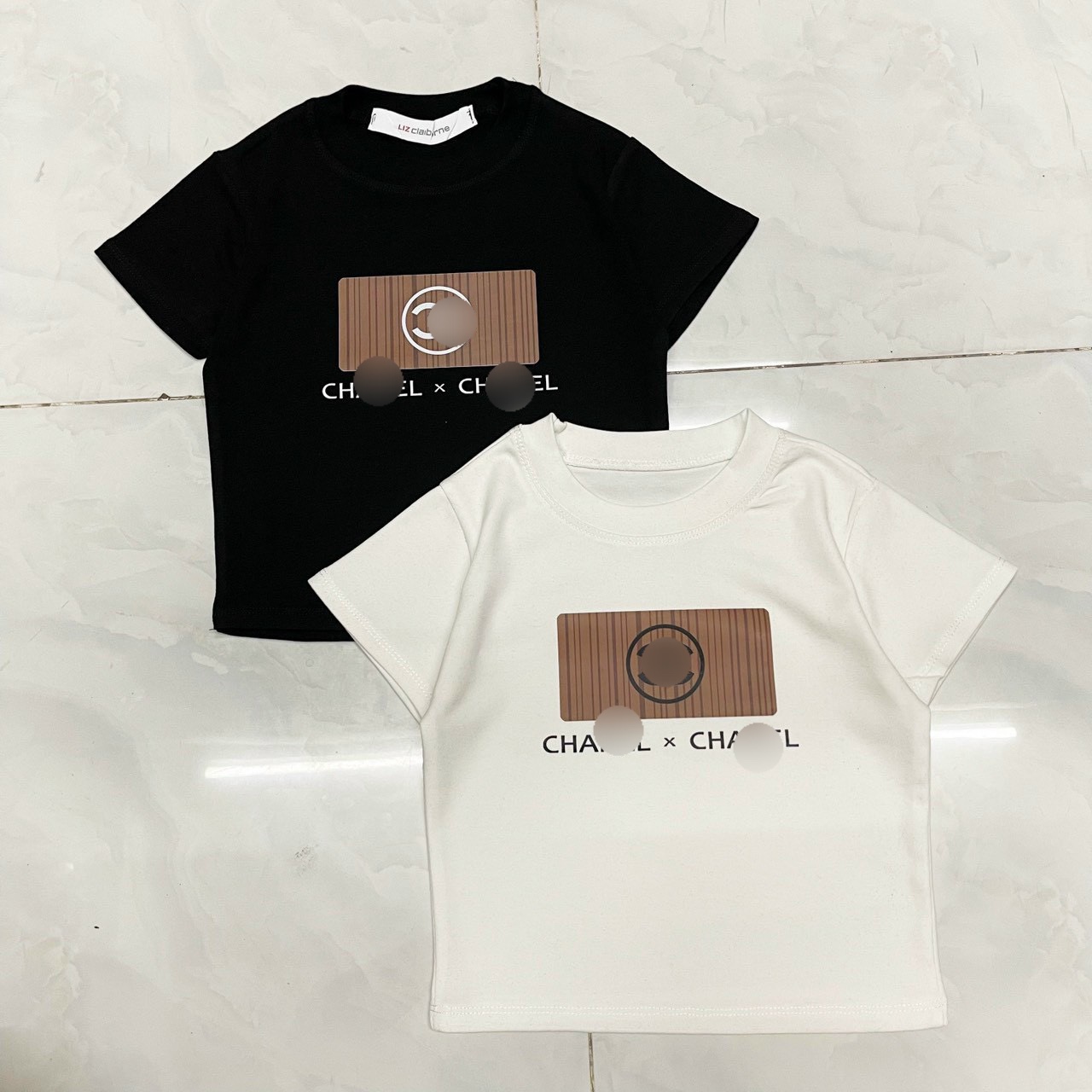 Áo thun borip nữ cổ trụ xẻ V in chữ AGREATLY/ CHANIL/THOM ngắn Raglan phối màu bao ngầu bao cuốn DƯỚI 50KG