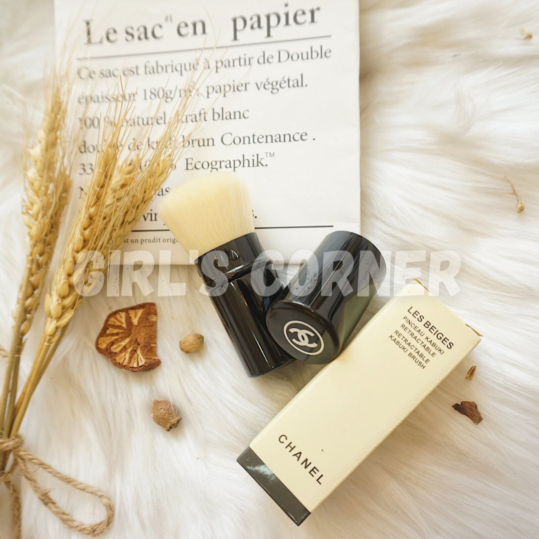 Cọ phủ Chanell Kabuki Les Beiges de CHANELl Retractable Kabuki Brush