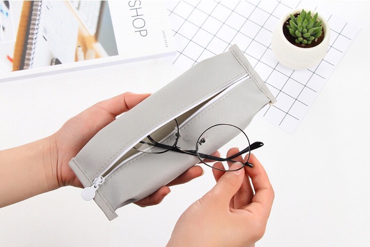 Bóp viết kakao dẹp hộp bút vải đẹp dẹp đầu chữ hàn quốc túi nhựa đựng mỹ phẩm, bóp viết